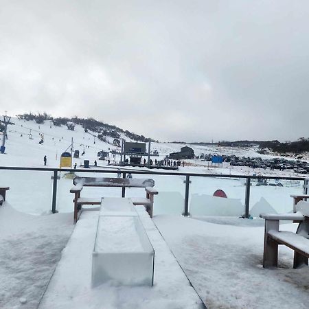 Smiggins Hotel & Chalet Apartments Perisher Valley Exterior photo