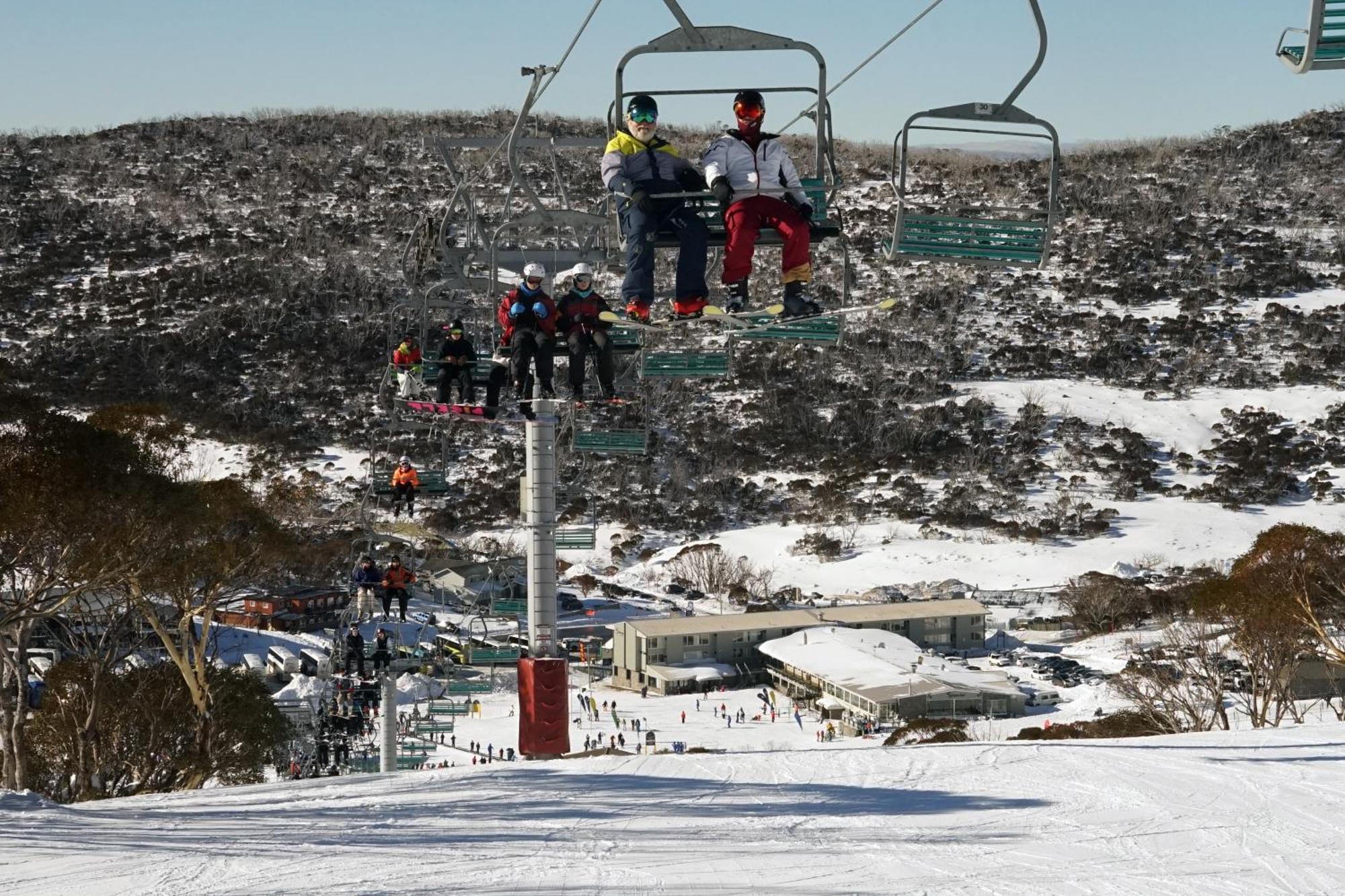 Smiggins Hotel & Chalet Apartments Perisher Valley Exterior photo